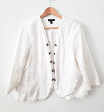 Load image into Gallery viewer, TORRID WHITE JACKET WITH BRASS BUTTONS SIZE 18/20