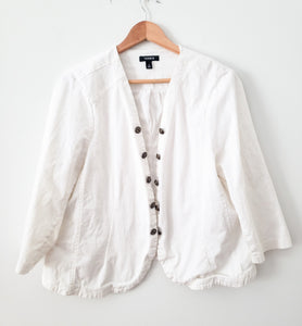 TORRID WHITE JACKET WITH BRASS BUTTONS SIZE 18/20